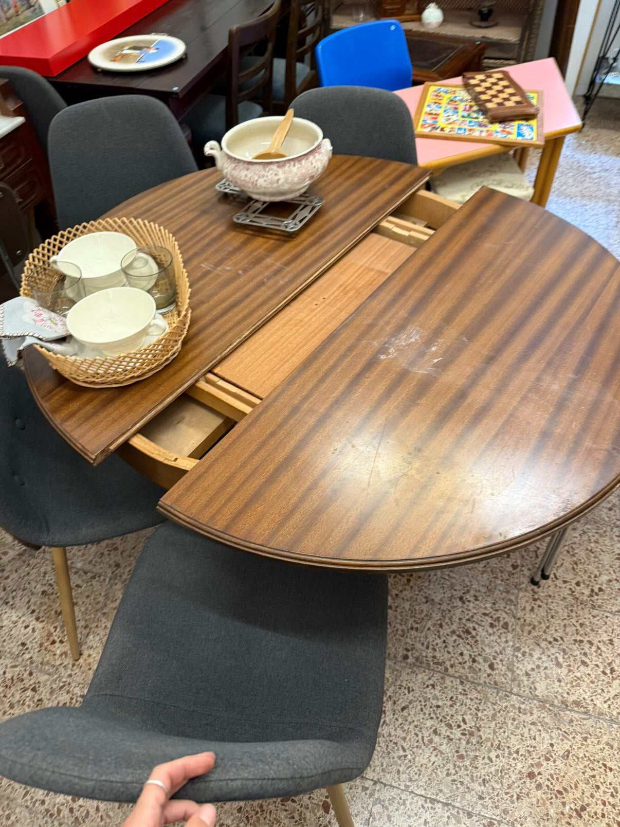 Taula rodona de fusta