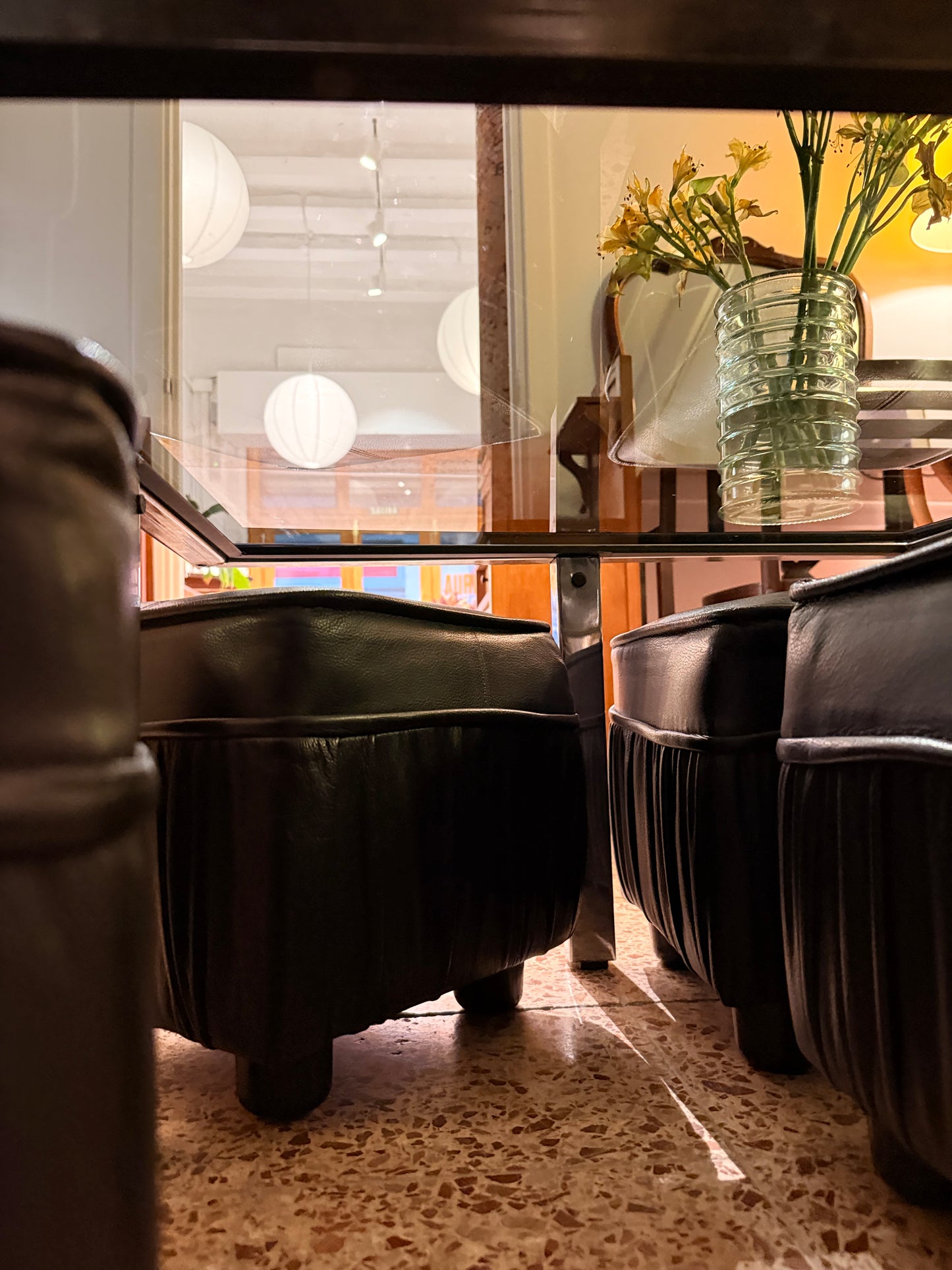 Set de taula quadrada inox i 4 puffs