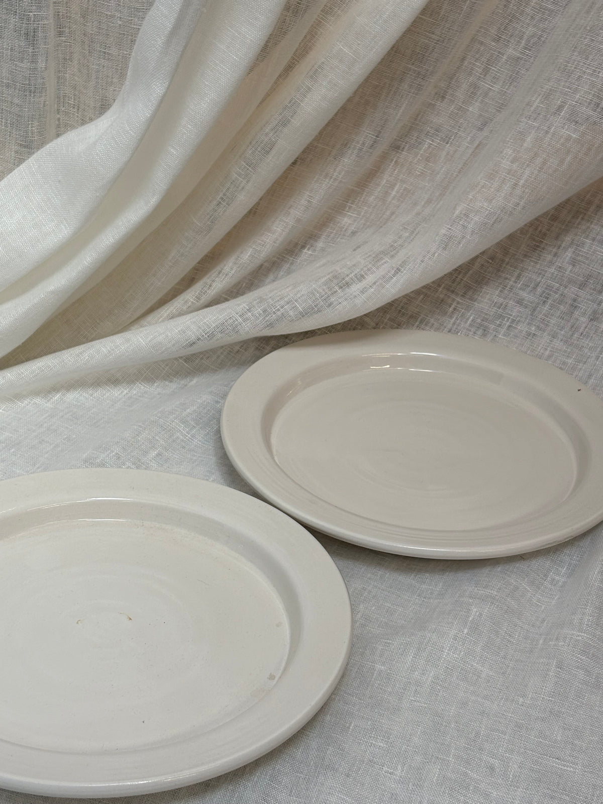 Plats ceramica blancs