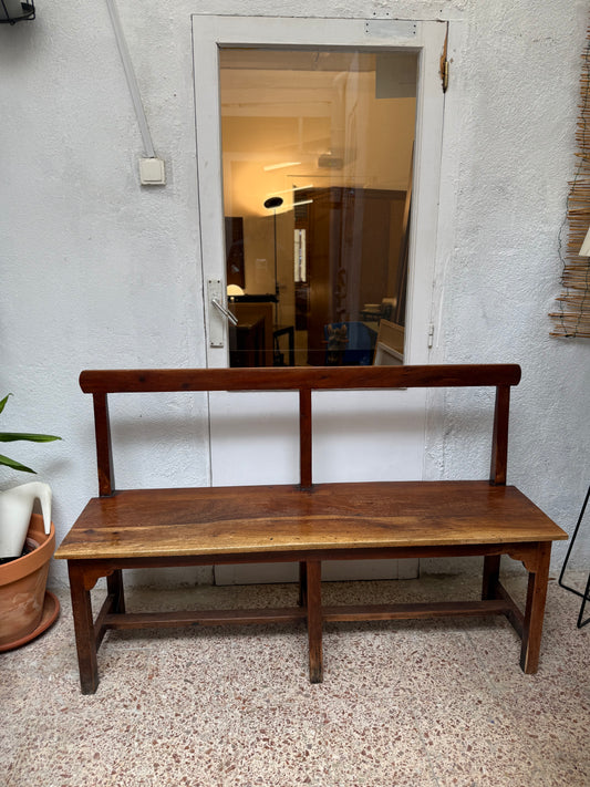 Banc de fusta d’esglesia