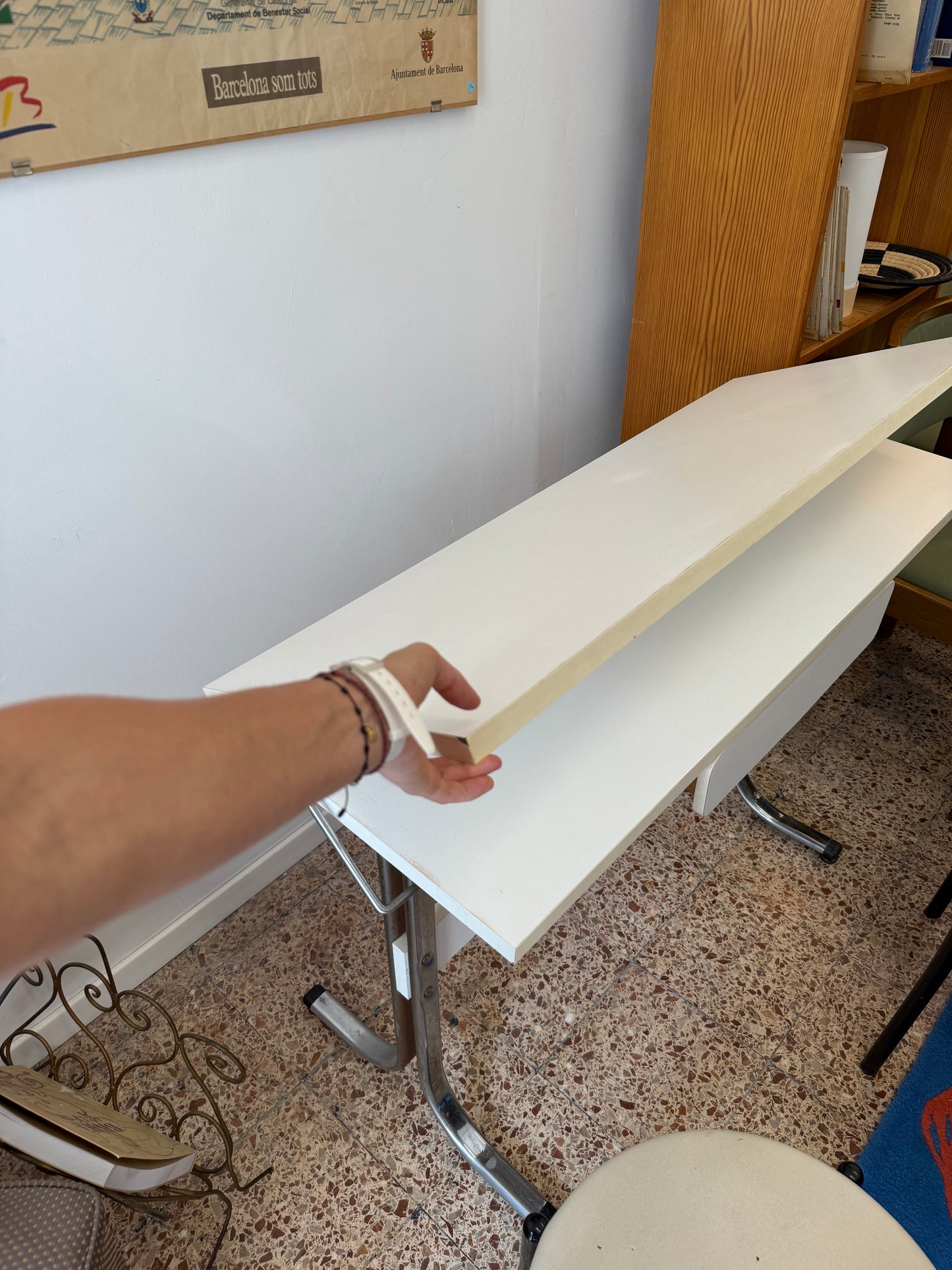 ⁠Taula extensible blanca